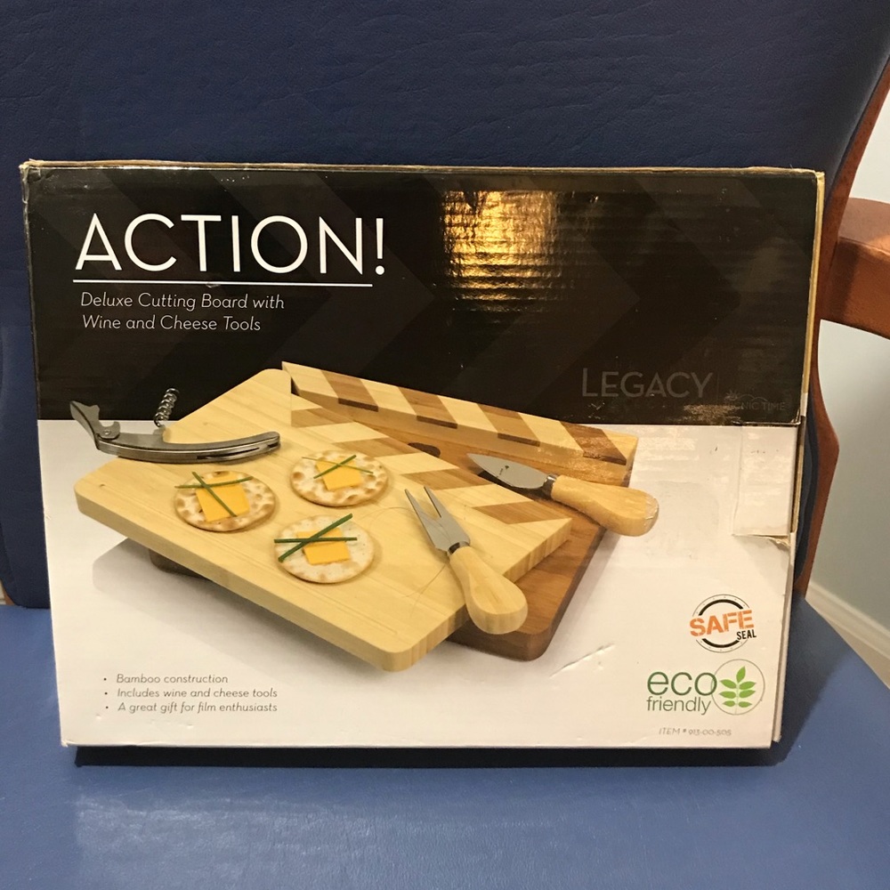 Bamboo cutting board w/wine & cheese tools